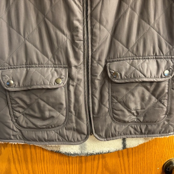 Reversible Thread & Supply Grey and Plaid Vest - Picture 3 of 9